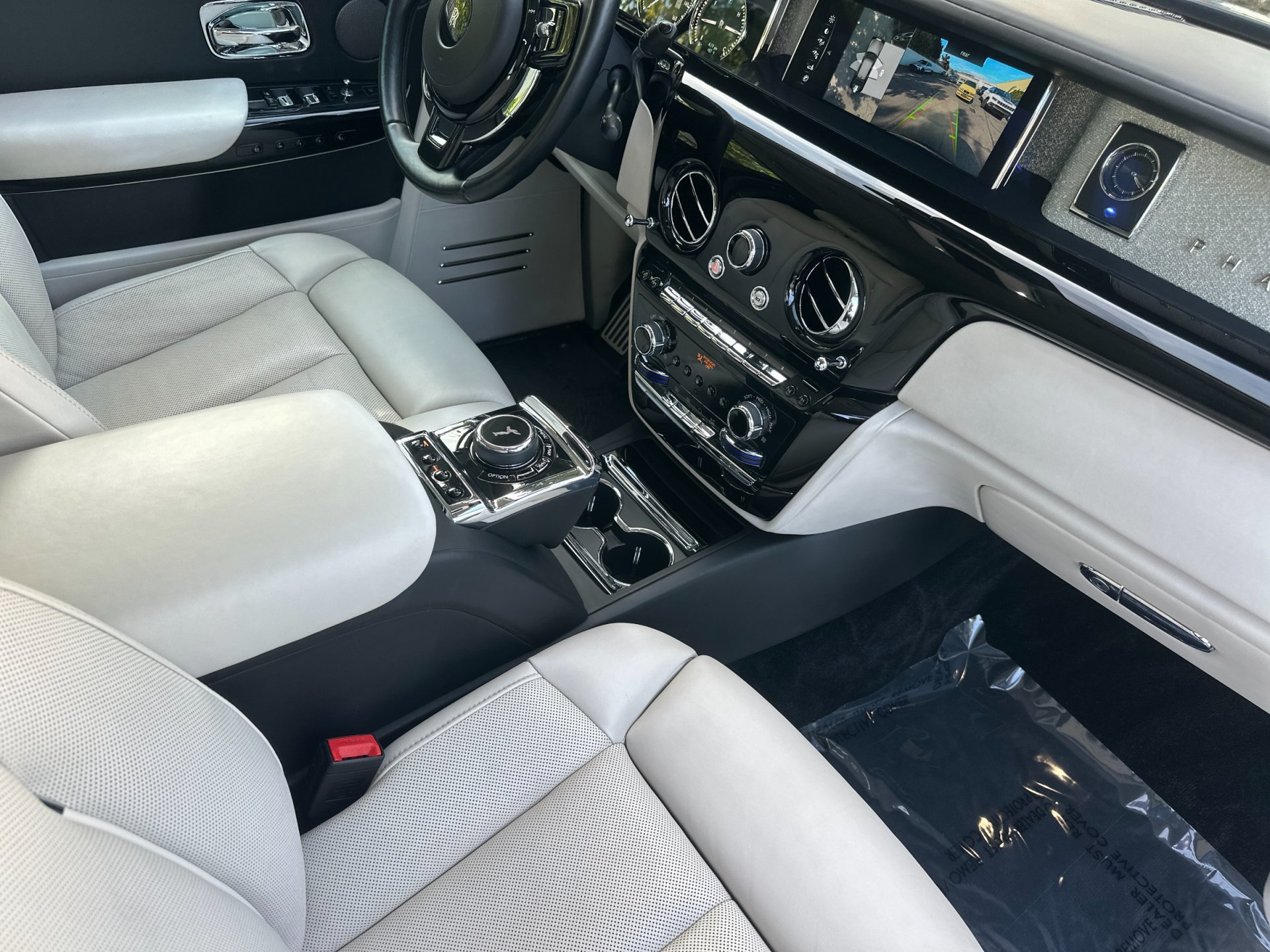 Certified 2018 Rolls-Royce Phantom Extended Wheelbase RWD image 15