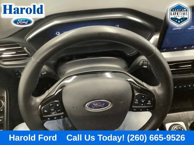 Used 2023 Ford Escape Platinum AWD/4WD image 16