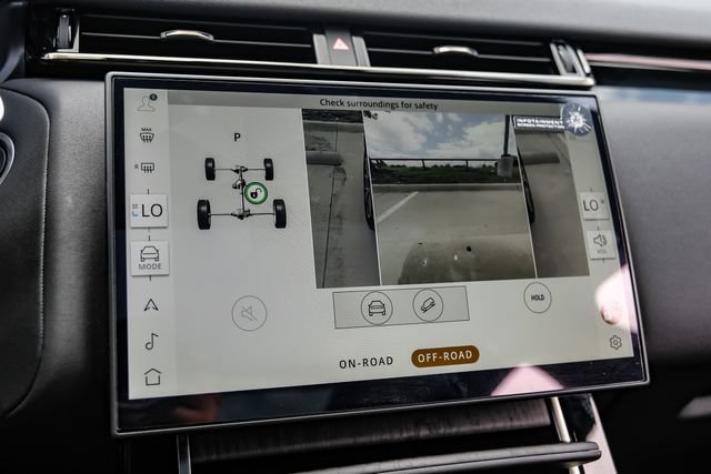 Used 2025 Land Rover Range Rover Velar Dynamic SE AWD/4WD image 29