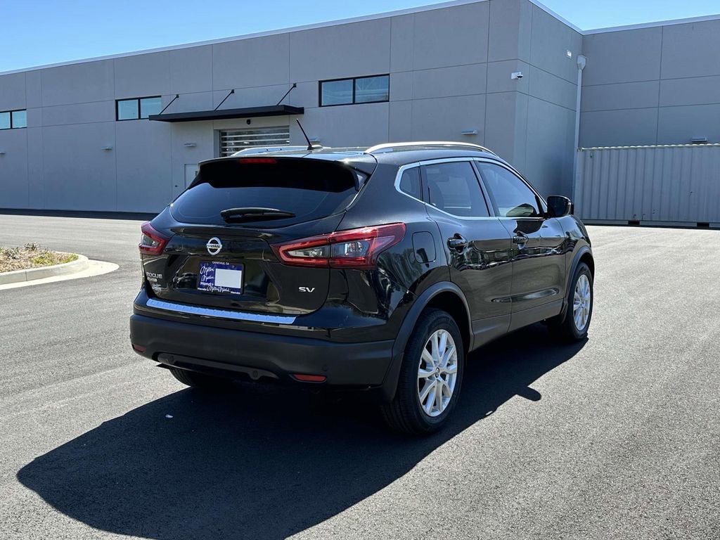Used 2021 Nissan Rogue Sport SV image 25