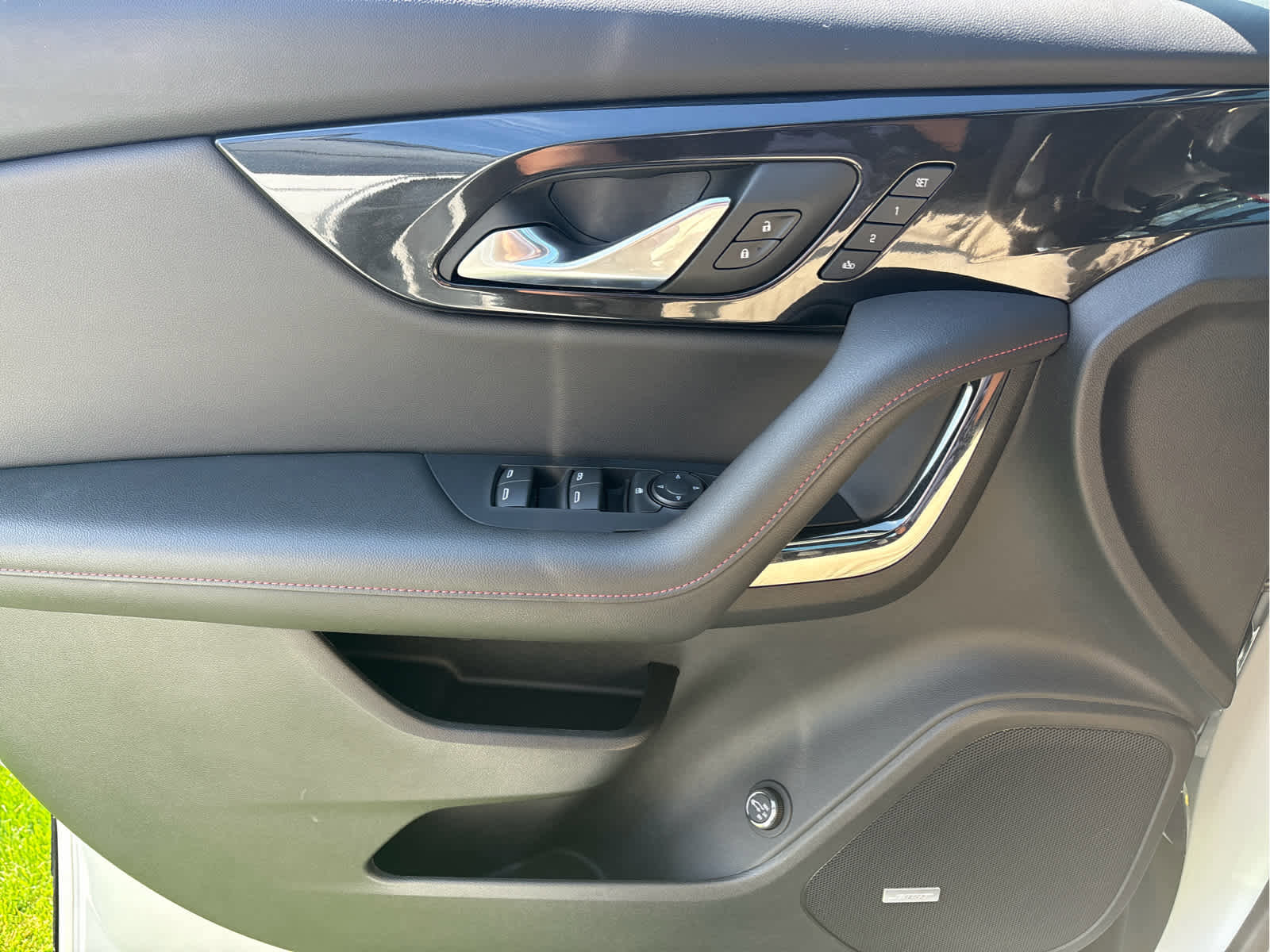 Used 2023 Chevrolet Blazer RS w/ Driver Confidence II Package image 20