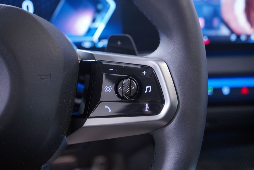 Used 2025 BMW X3 xDrive30i w/ M Sport Package image 19