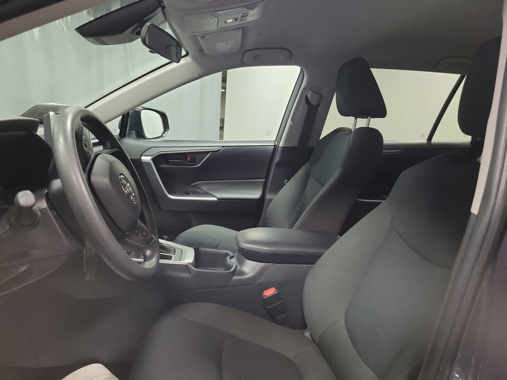 Used 2025 Toyota RAV4 LE image 12