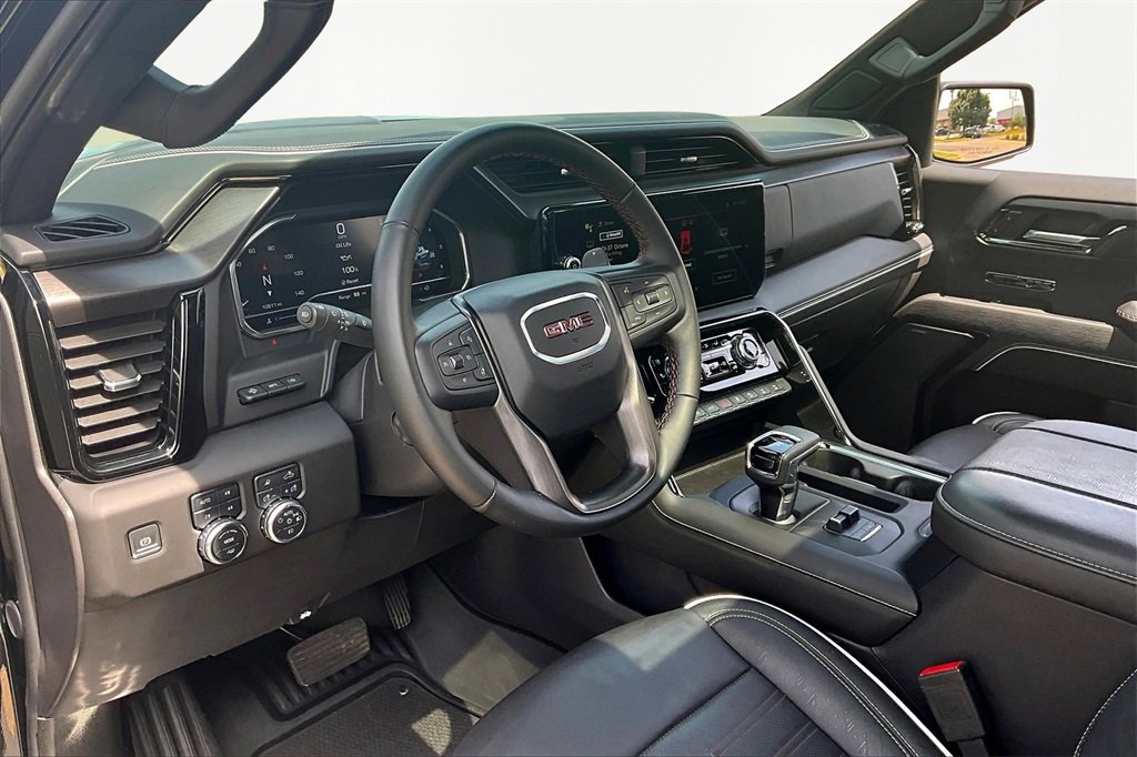 Used 2025 GMC Sierra 1500 AT4X image 14