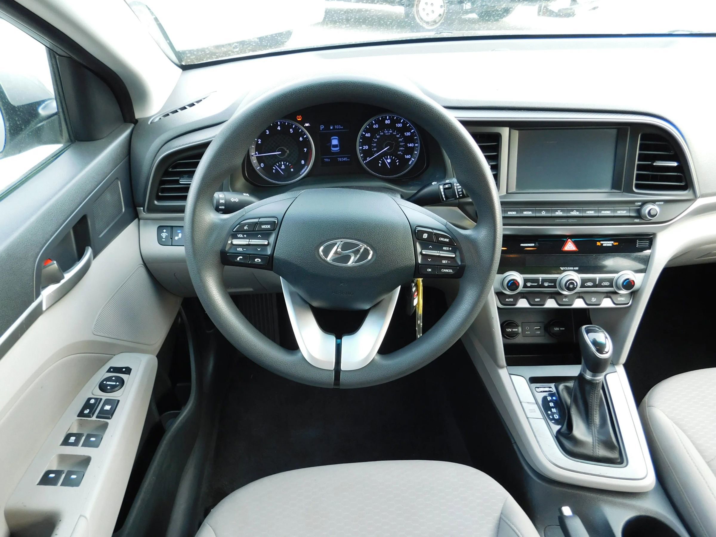 Used 2020 Hyundai Elantra SEL FWD image 9