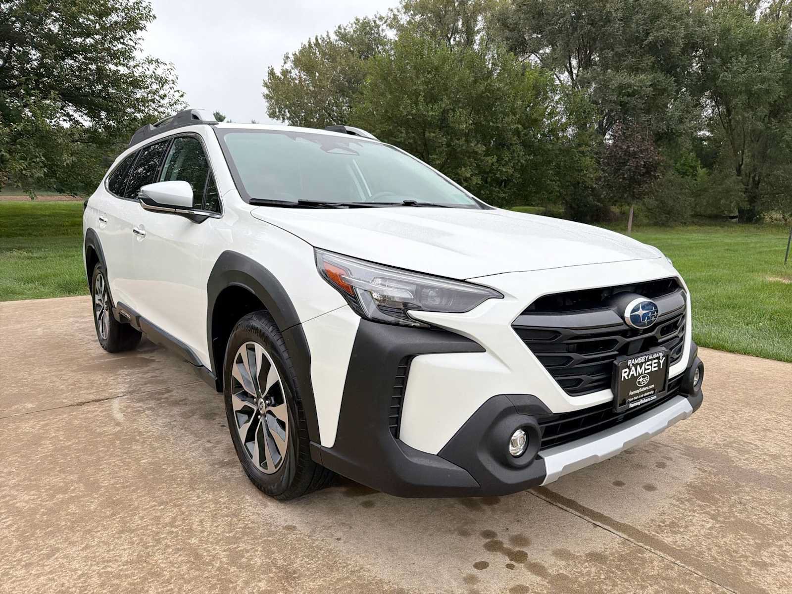 Certified 2024 Subaru Outback Touring XT AWD/4WD image 8