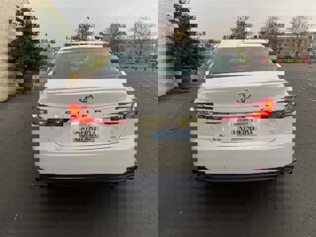 Certified 2025 Toyota Camry SE image 6