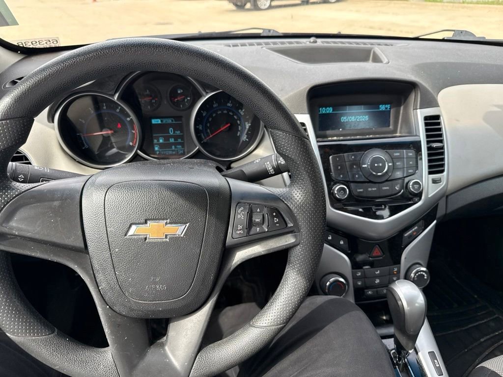 Used 2014 Chevrolet Cruze LS FWD image 18