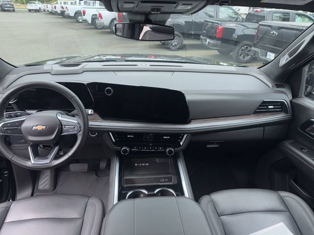 Used 2025 Chevrolet Tahoe LT AWD/4WD image 13