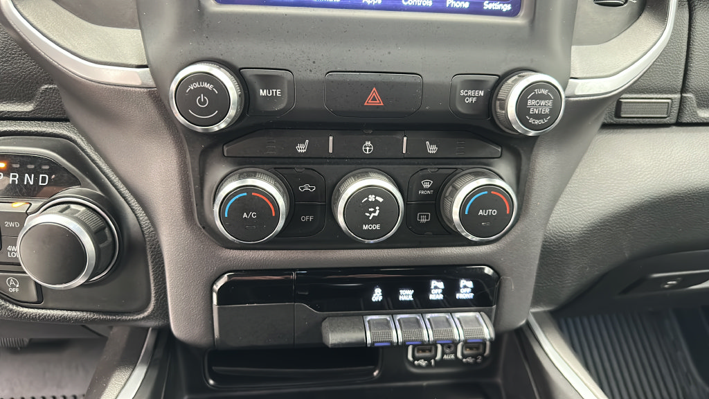 Used 2020 RAM 1500 Big Horn AWD/4WD image 21