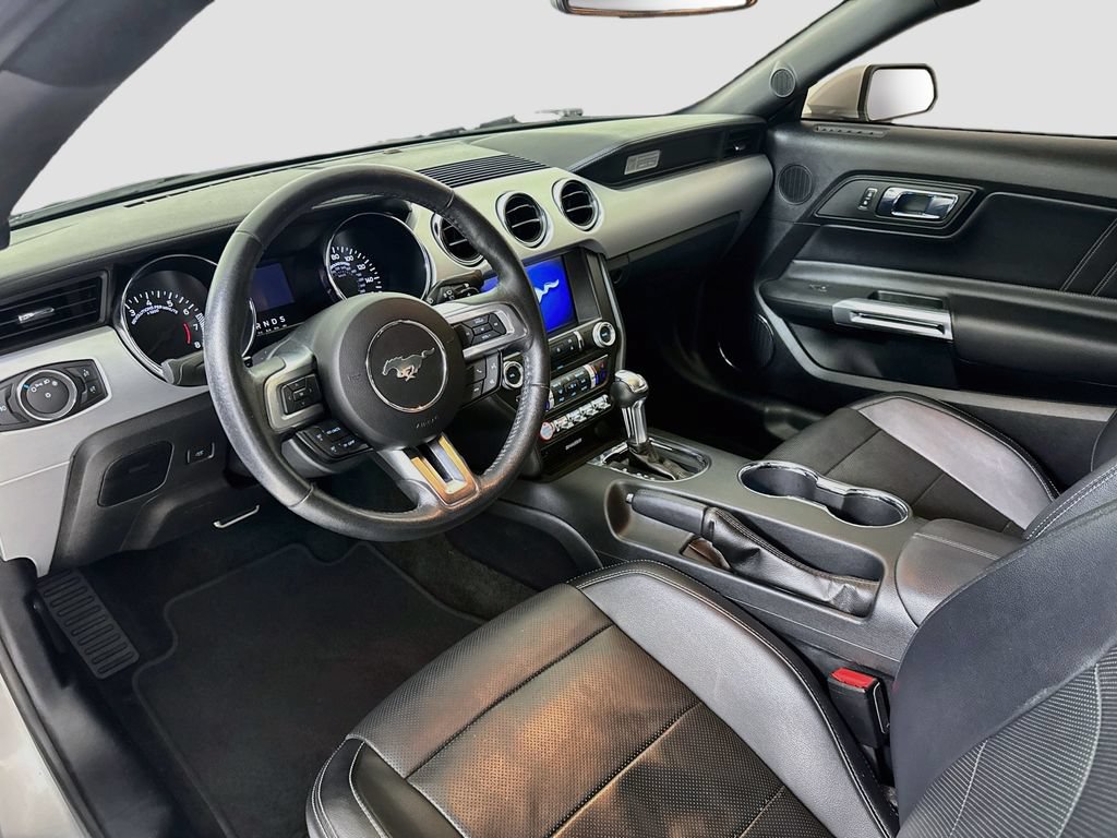 Used 2017 Ford Mustang GT Premium w/ Equipment Group 401A RWD image 10