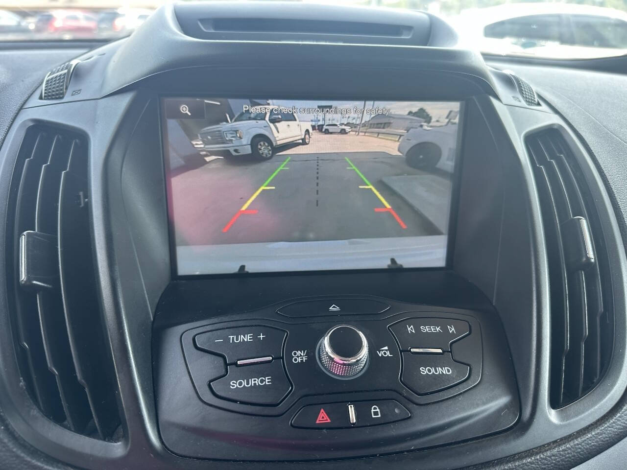 Used 2015 Ford Escape SE w/ Equipment Group 201A AWD/4WD image 12