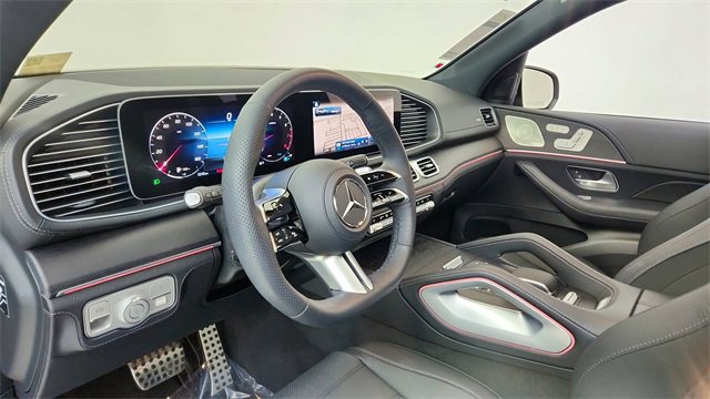 Used 2024 Mercedes-Benz GLS 450 4MATIC image 18