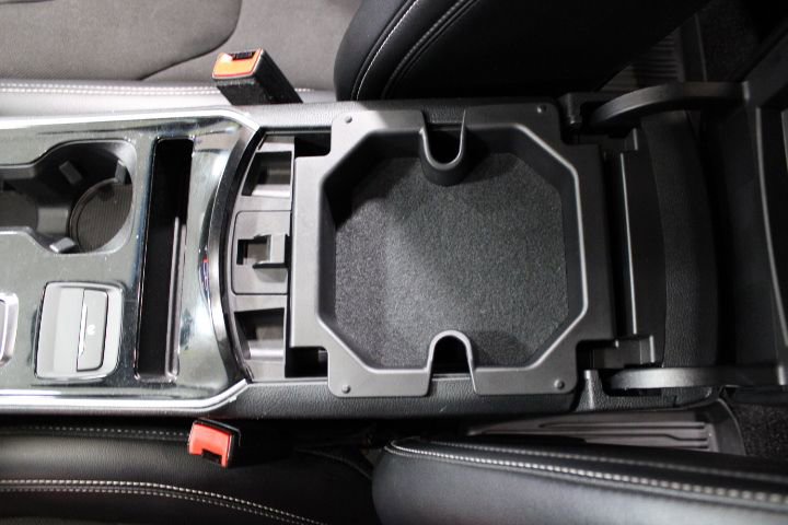 Used 2020 Ford Edge ST w/ Cold Weather Package image 15