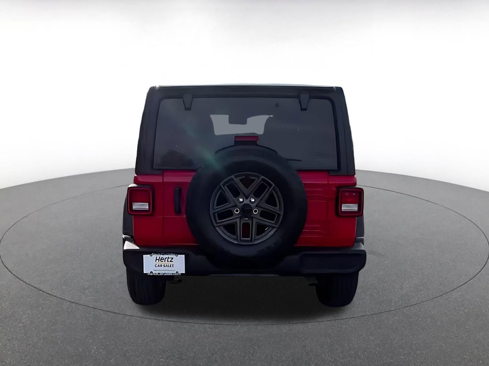 Used 2025 Jeep Wrangler Sport S image 9