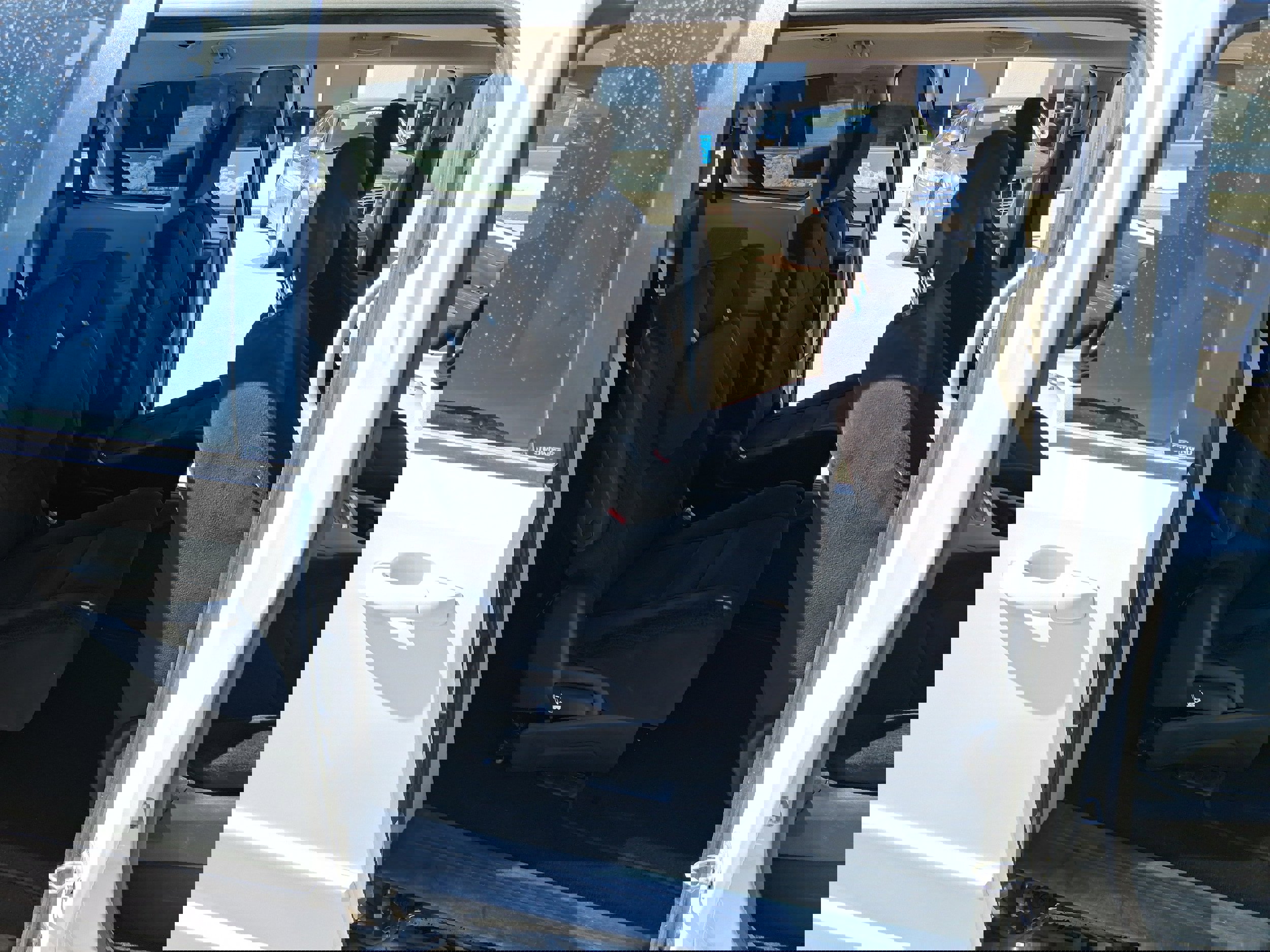 Used 2013 Dodge Grand Caravan SXT image 14