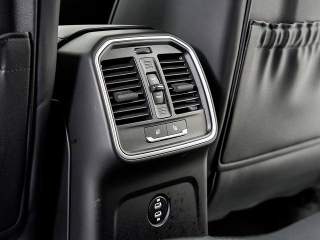 Used 2023 Porsche Macan Turbo image 26