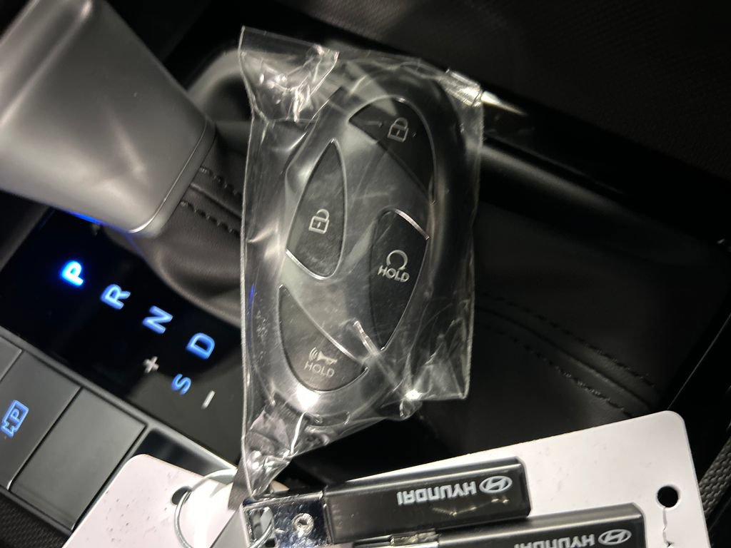 New 2026 Hyundai Elantra SEL FWD image 20