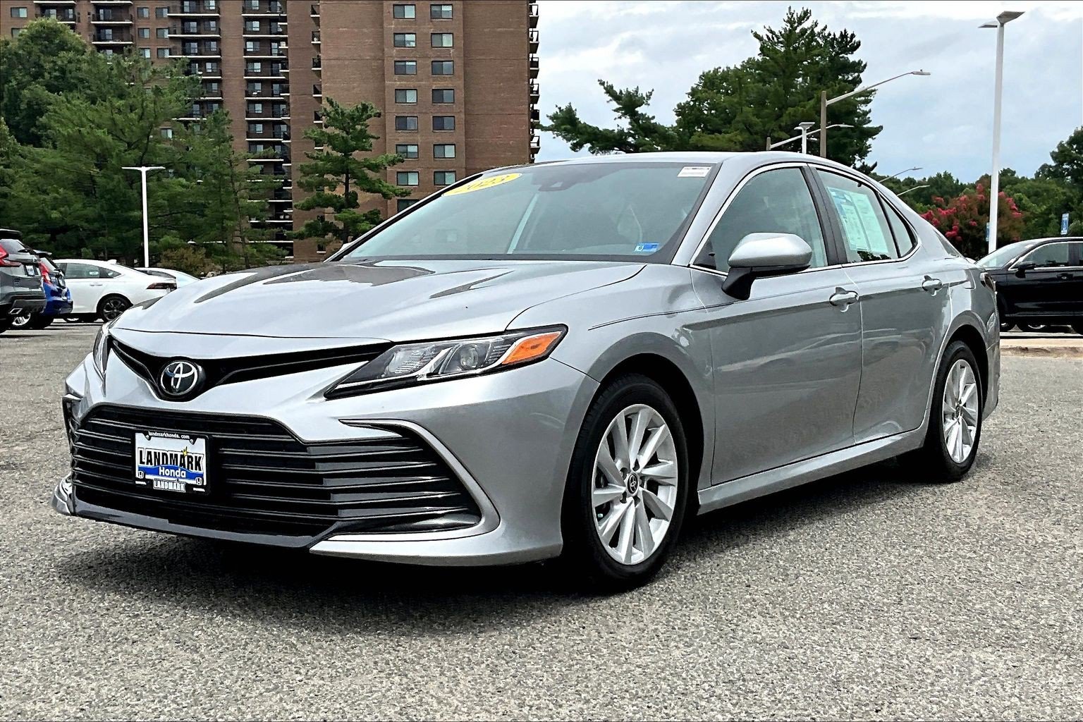Used 2023 Toyota Camry LE AWD/4WD image 1