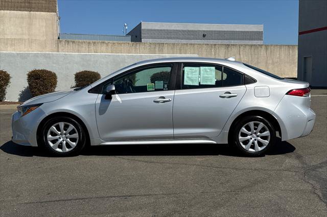 Certified 2024 Toyota Corolla LE FWD image 9