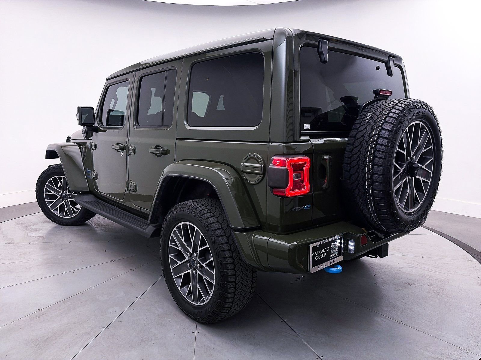 Used 2024 Jeep Wrangler High Altitude image 2