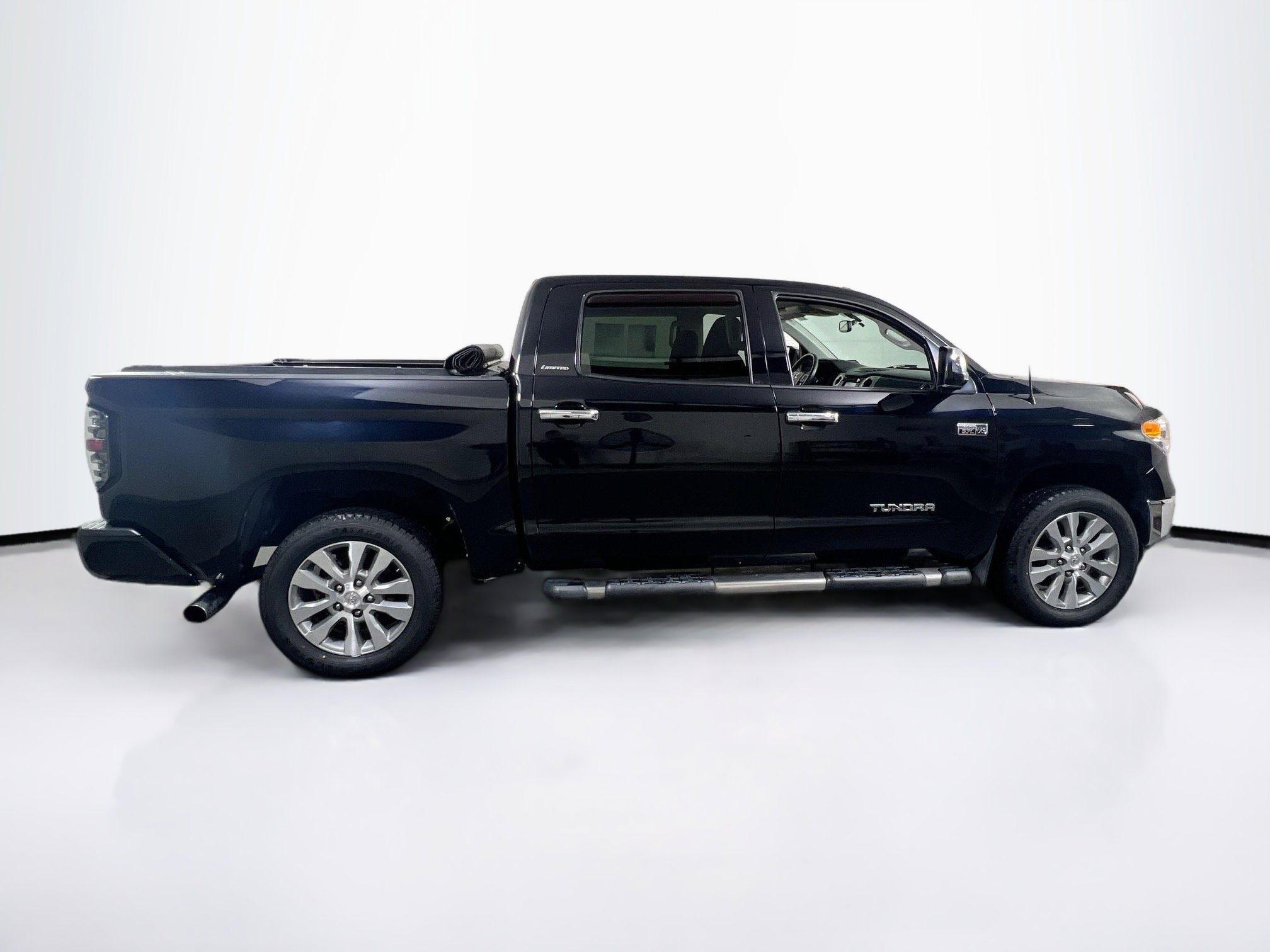 Used 2016 Toyota Tundra Limited image 4