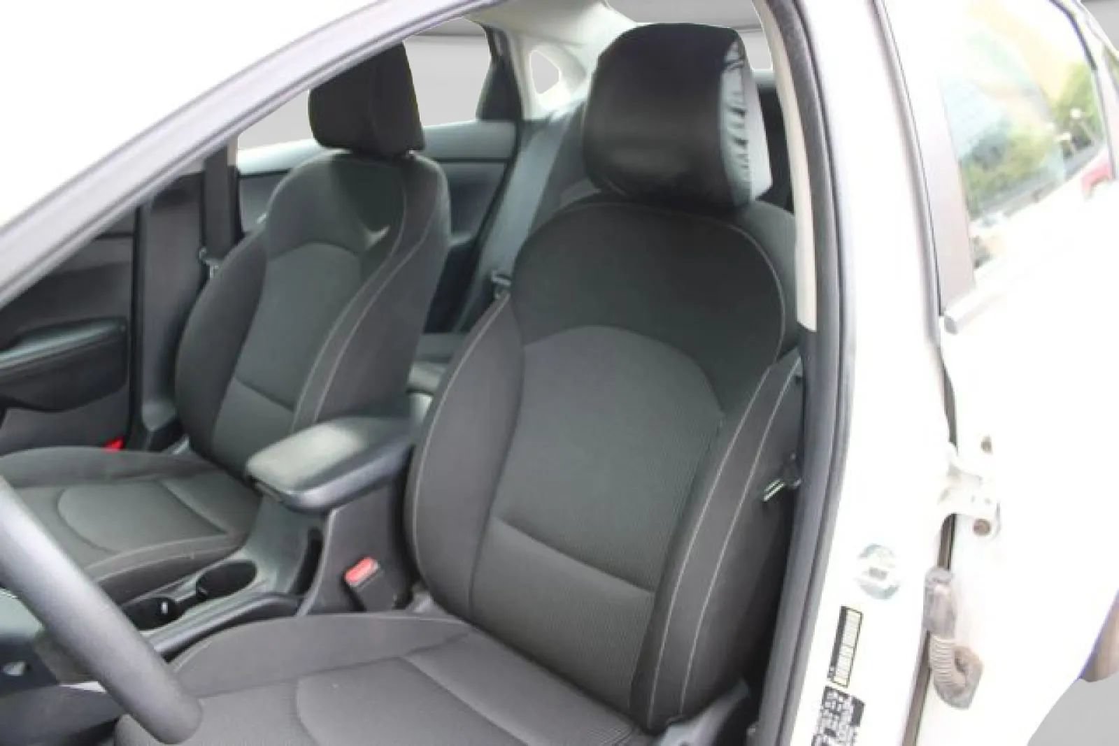 Used 2021 Kia Forte LXS FWD image 7