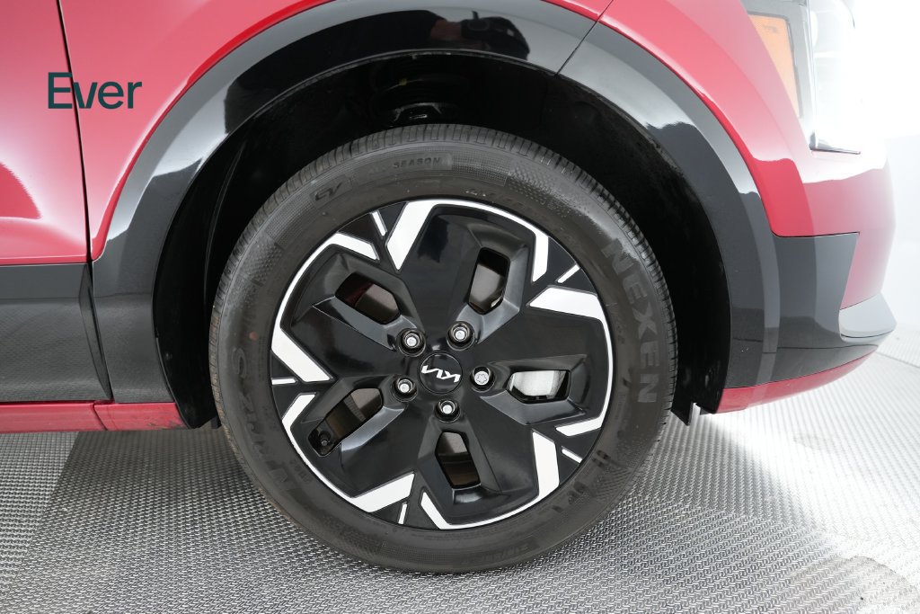 Used 2023 Kia Niro Wind FWD image 19