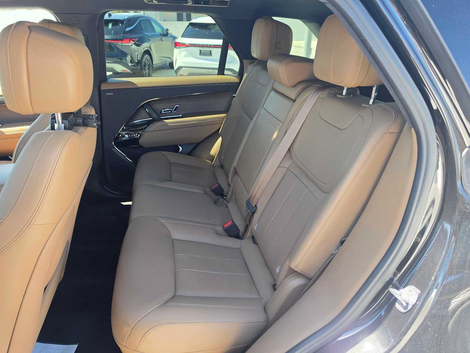 Used 2023 Land Rover Range Rover Sport SE AWD/4WD image 17