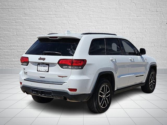 Used 2018 Jeep Grand Cherokee Trailhawk w/ Trailhawk Luxury Group image 4