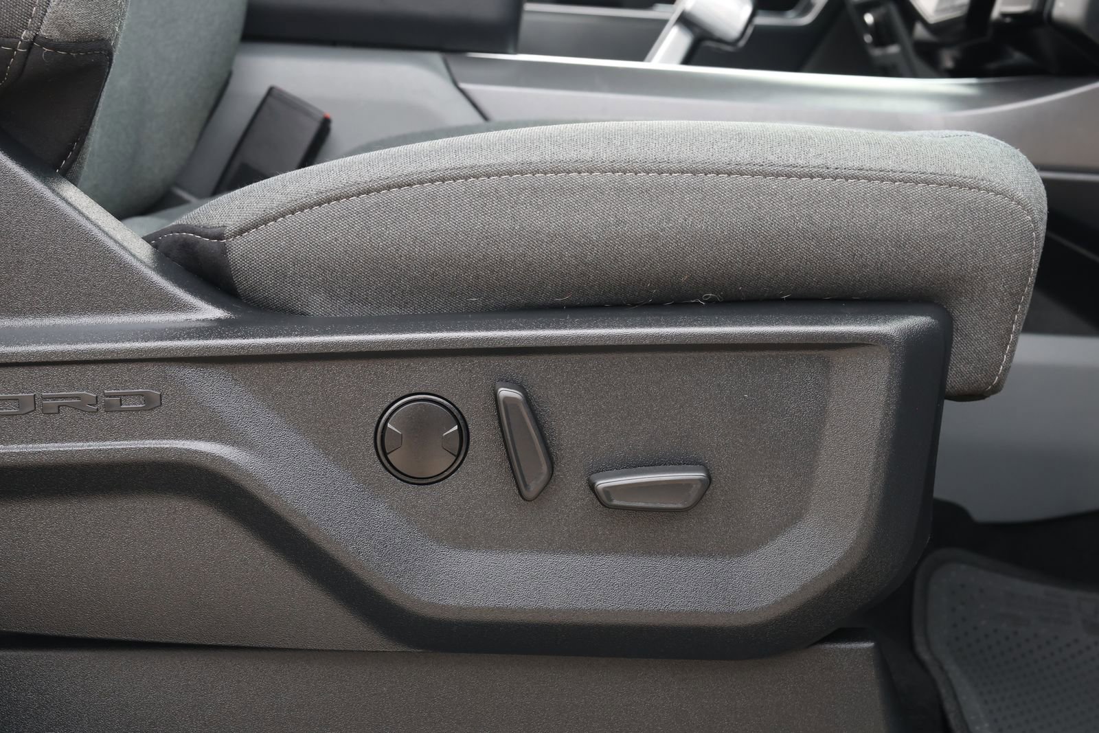 Used 2024 Ford F150 Lightning Flash image 33