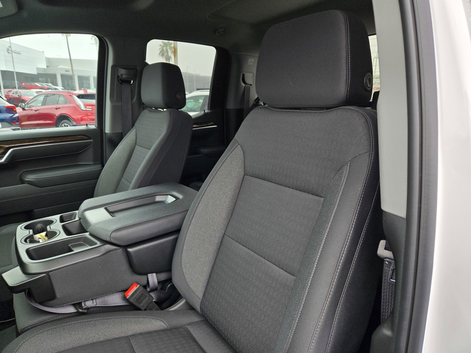 Used 2025 GMC Sierra 1500 Elevation image 15