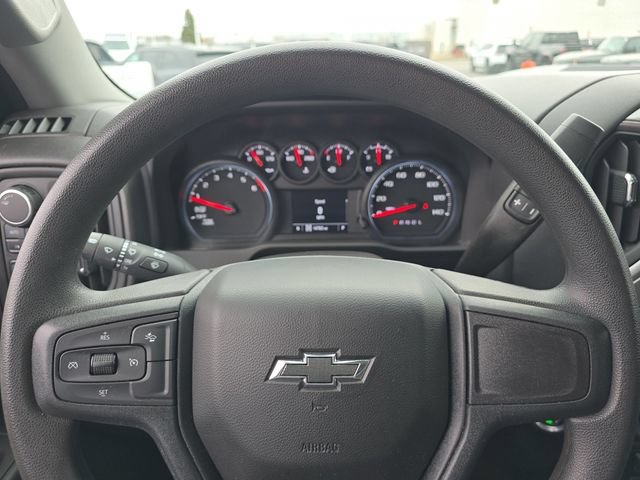 Used 2023 Chevrolet Silverado 1500 Custom Trail Boss w/ 2.7L Blackout Package AWD/4WD image 11