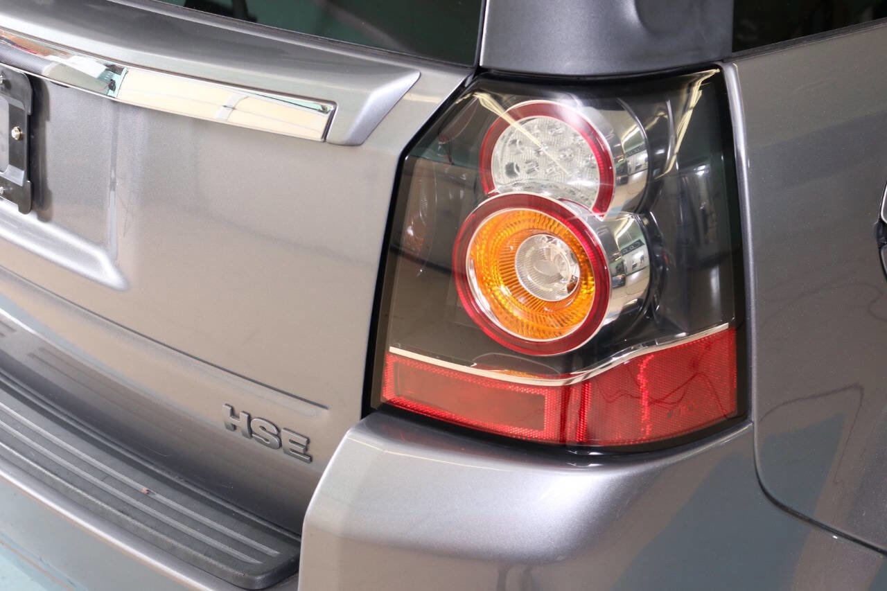 Used 2013 Land Rover LR2 HSE image 16