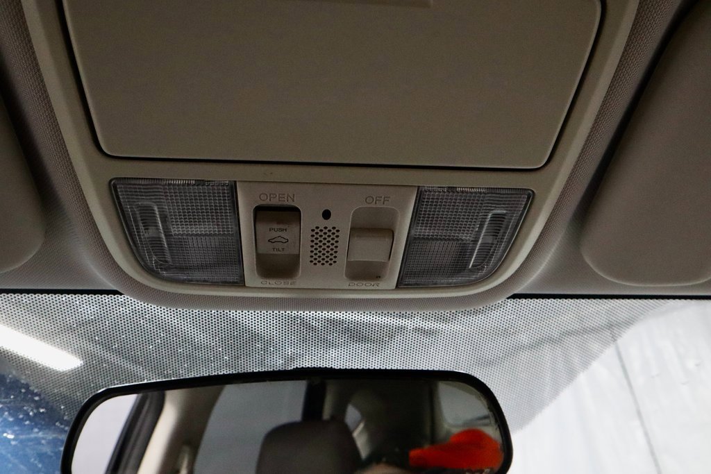 Used 2012 Honda CR-V EX-L image 31