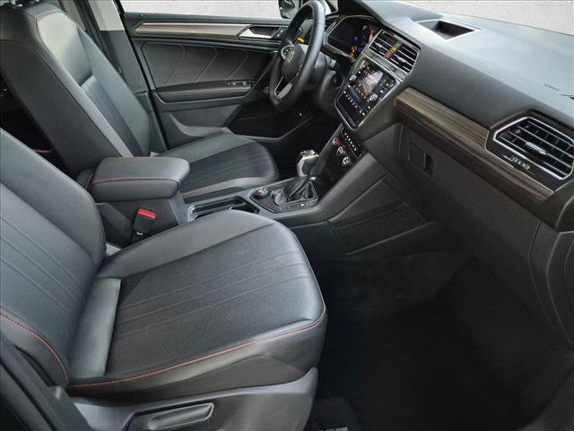 Used 2024 Volkswagen Tiguan Wolfsburg Edition AWD/4WD image 19