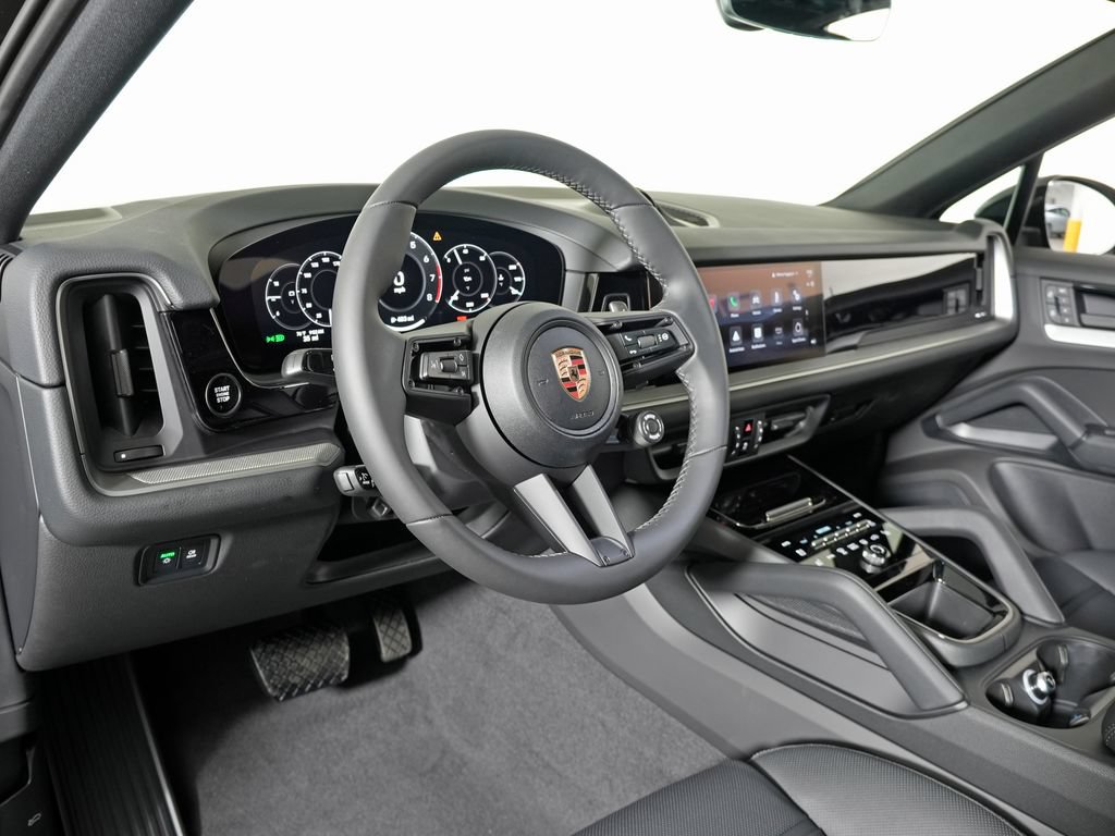 New 2026 Porsche Cayenne Coupe AWD/4WD image 4