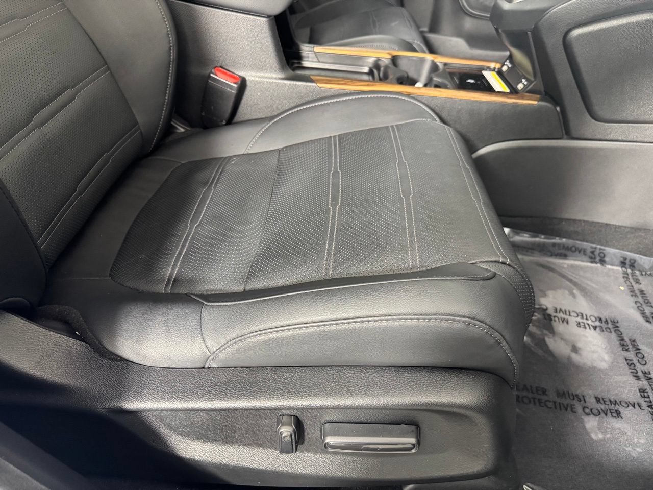 Used 2022 Honda CR-V Touring image 40
