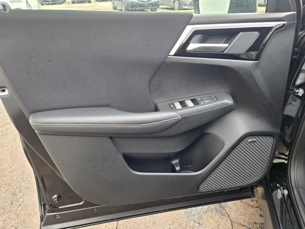 New 2026 Mitsubishi Outlander ES AWD/4WD image 16