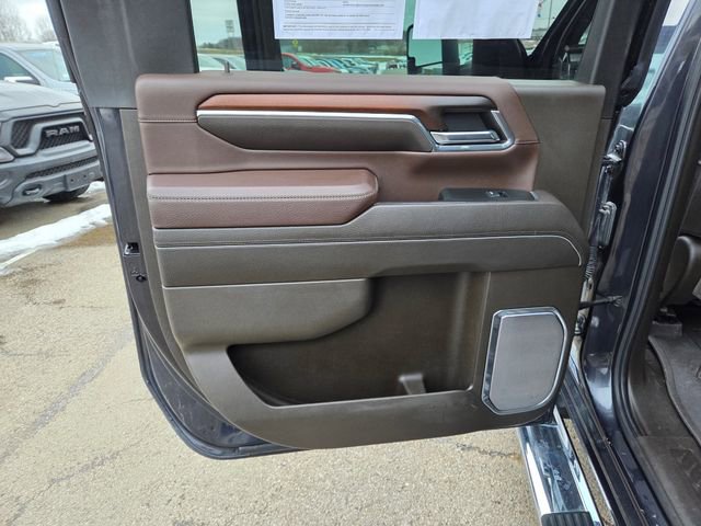 Used 2024 GMC Sierra 3500 Denali w/ Technology Package image 17