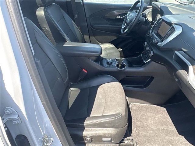 Certified 2023 GMC Terrain SLT w/ Infotainment Package II AWD/4WD image 29