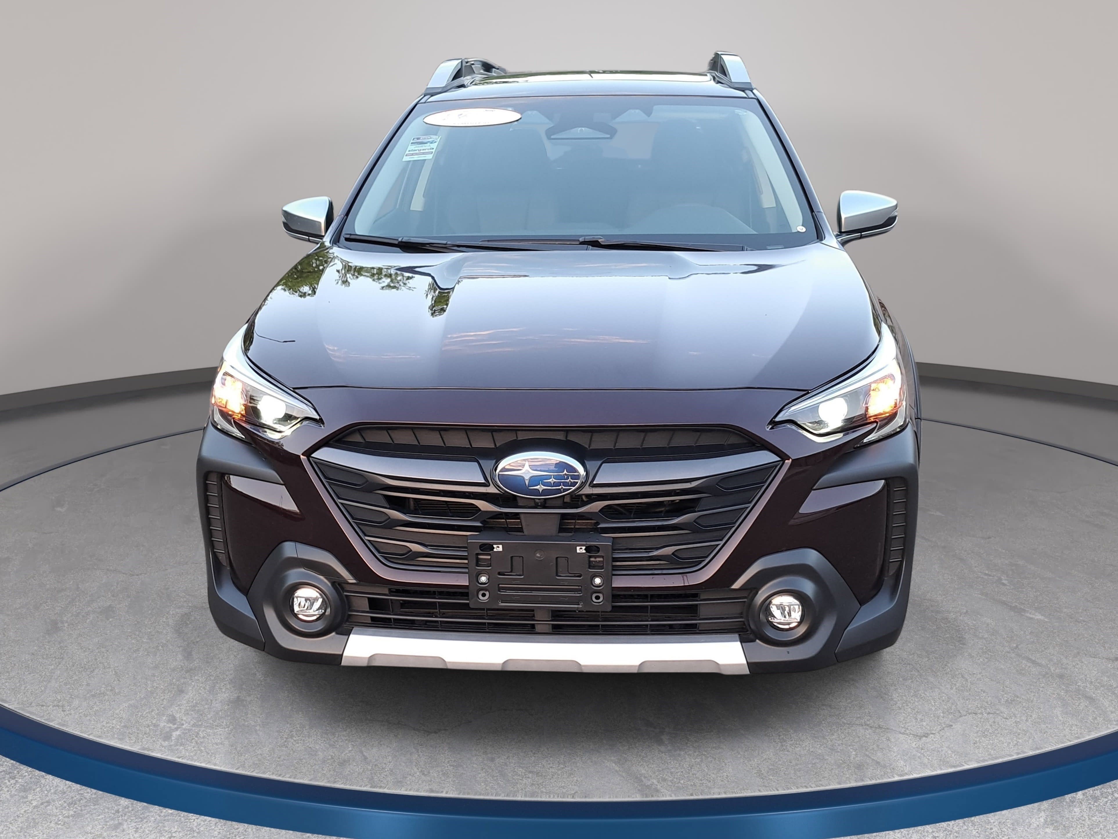 Used 2025 Subaru Outback Touring image 2