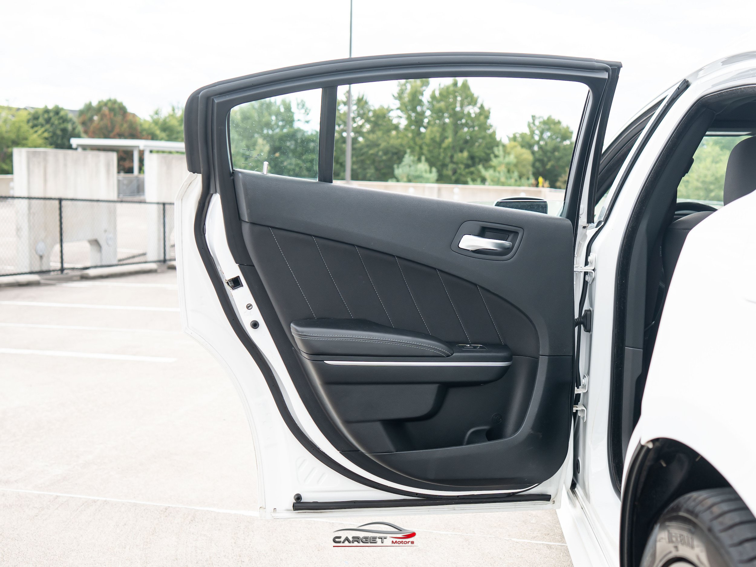 Used 2019 Dodge Charger Scat Pack RWD image 39