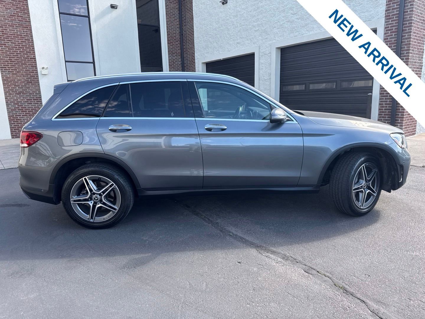 Used 2021 Mercedes-Benz GLC 300 4MATIC image 8