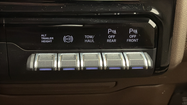 Used 2022 RAM 3500 Laramie AWD/4WD image 37