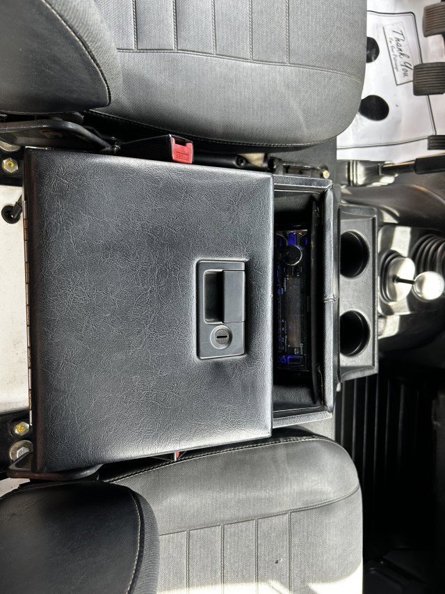 Used 1995 Land Rover Defender 90 AWD/4WD image 20