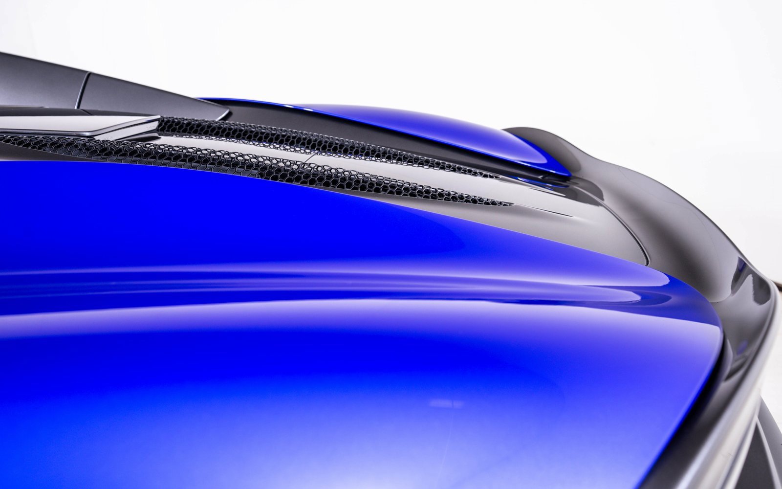 Used 2018 McLaren 570S Spider image 14