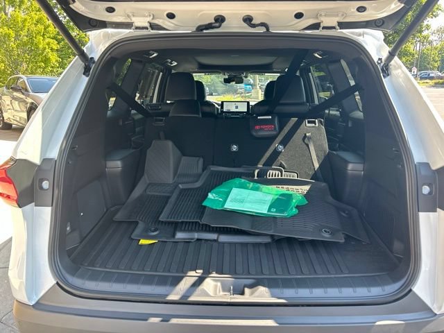 Used 2026 Toyota Grand Highlander AWD Hybrid image 10