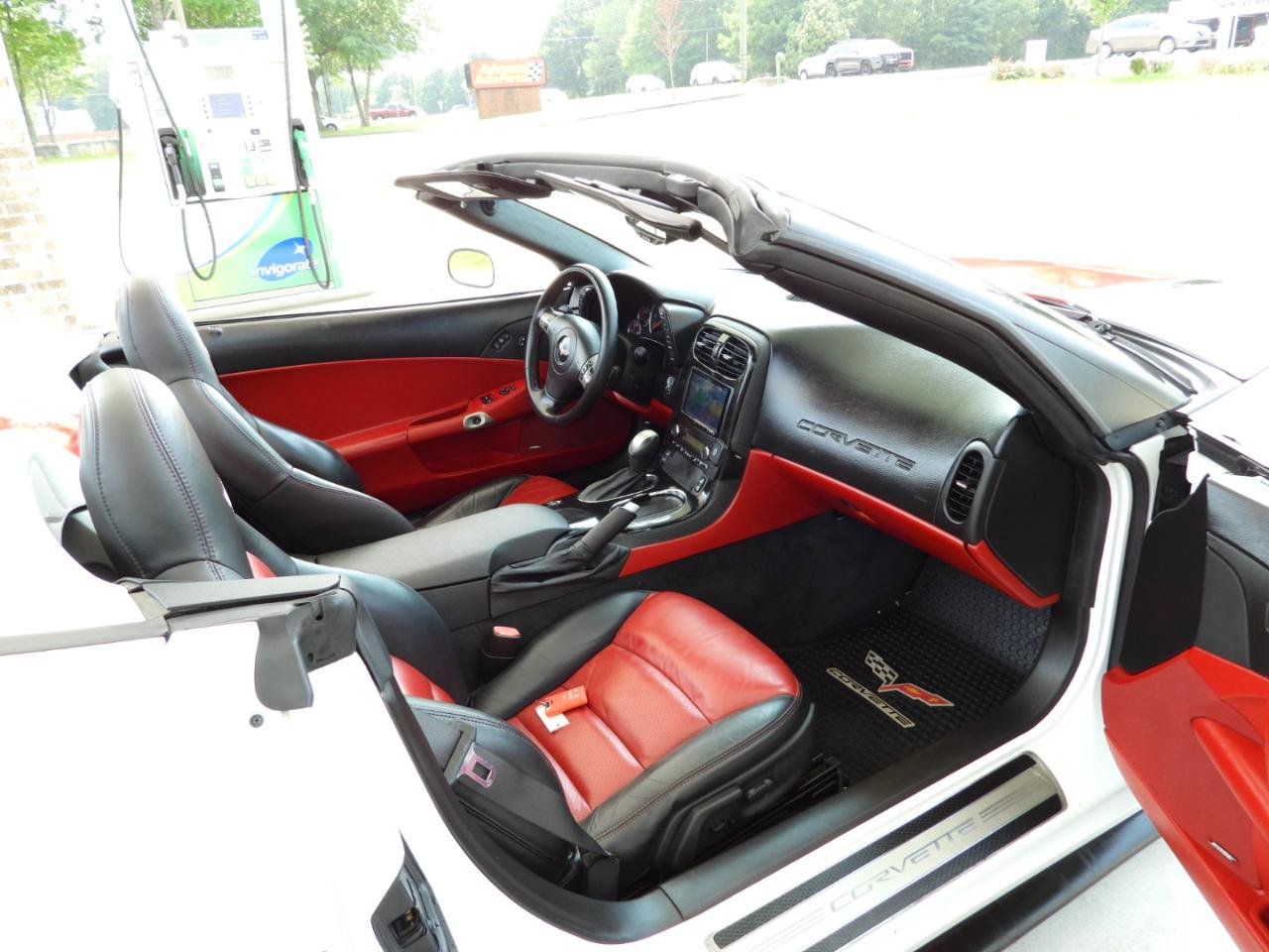 Used 2009 Chevrolet Corvette Convertible w/ Preferred Equipment Group RWD image 50