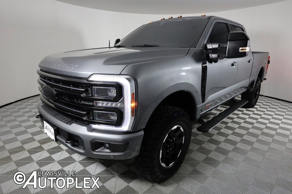Used 2025 Ford F250 Platinum w/ Tremor Off-Road Package image 11